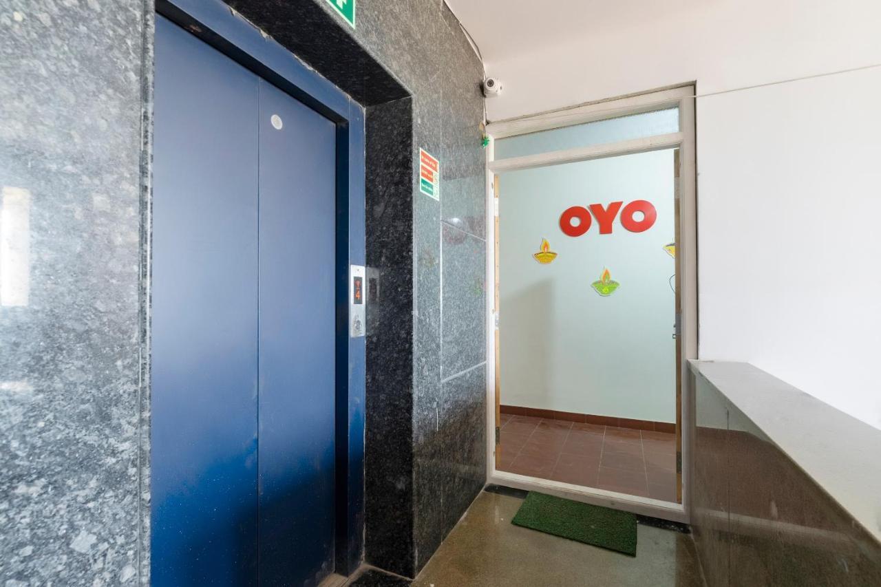 Hotel Oyo 49073 Whitefield Comforts à Bangalore Extérieur photo