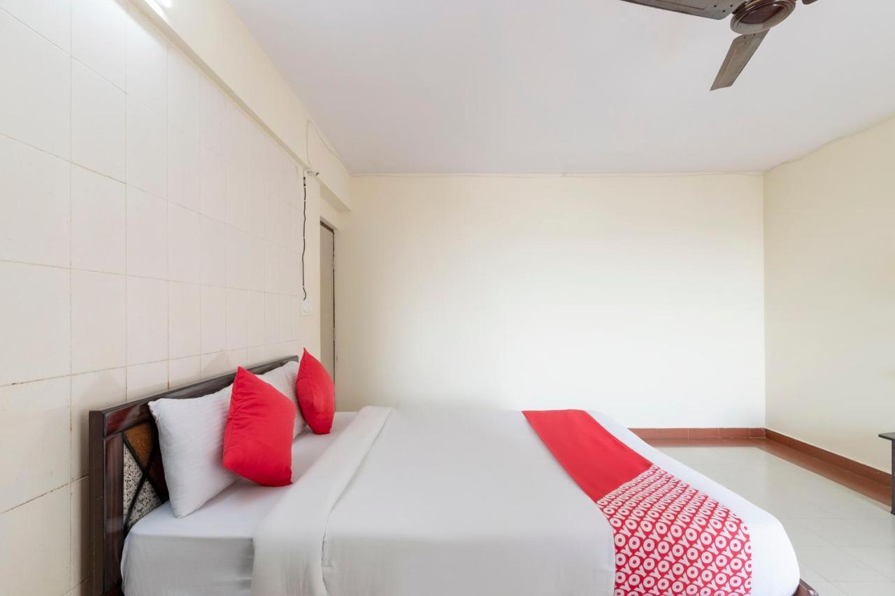 Hotel Oyo 49073 Whitefield Comforts à Bangalore Extérieur photo